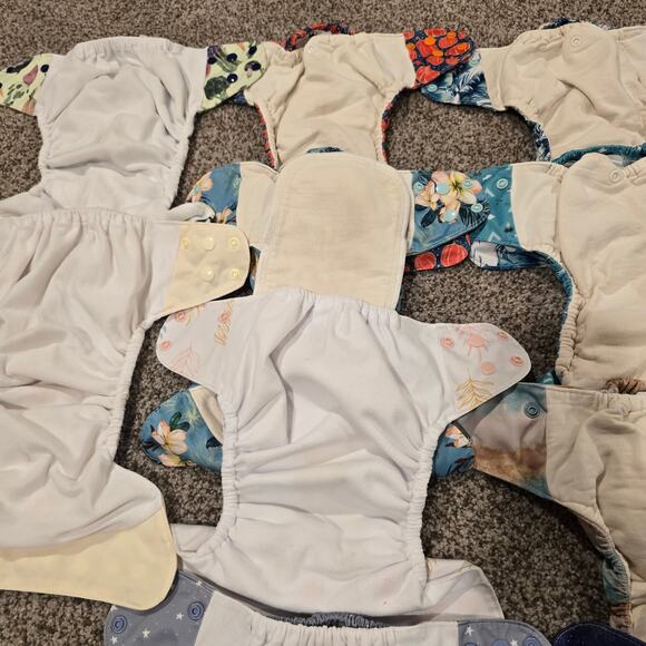 Bundle of 13 Petite Crown Reusable Cloth Diapers - Different Types - Picture 12 of 15
